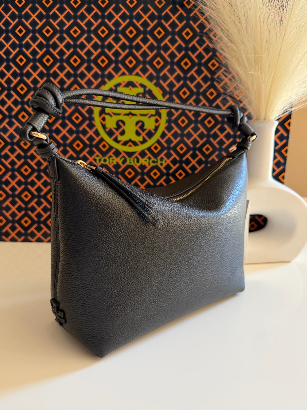 NWT , tory burch thea mini shoulder bag black 182639